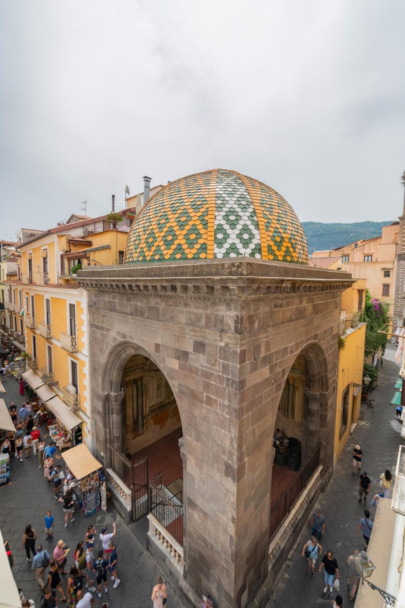 Palazzo Ammone - Sedil Dominova Daire Sorrento Dış mekan fotoğraf